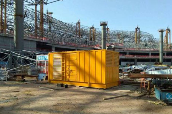 大新发电机出租如何判断空气滤清器是否需要更换？